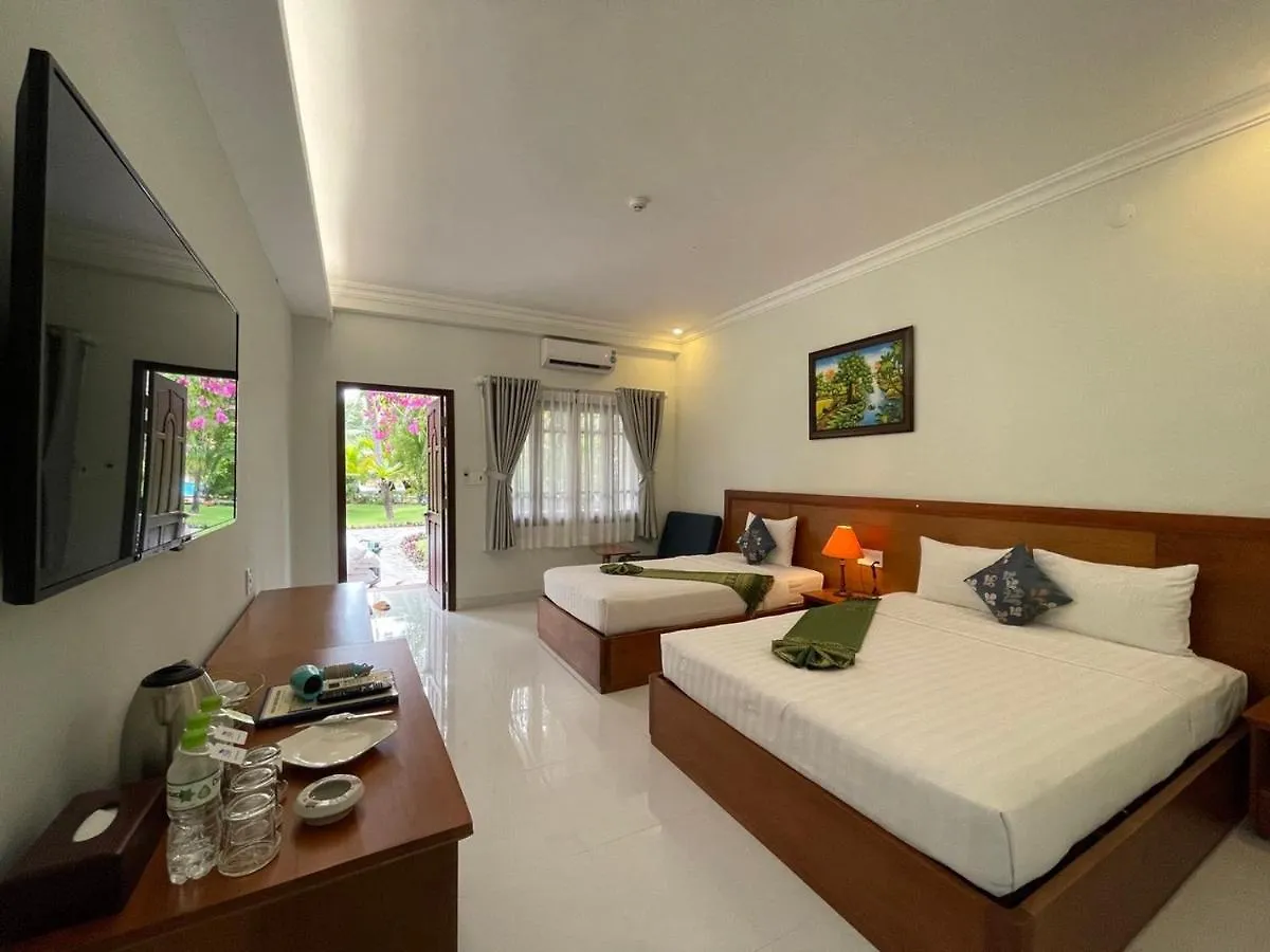 Four Oceans Beach Resort - Bon Bien Mui Ne