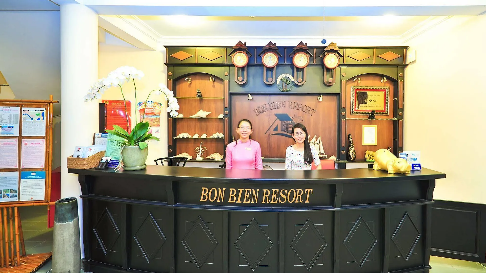 Four Oceans Beach Resort - Bon Bien Mui Ne