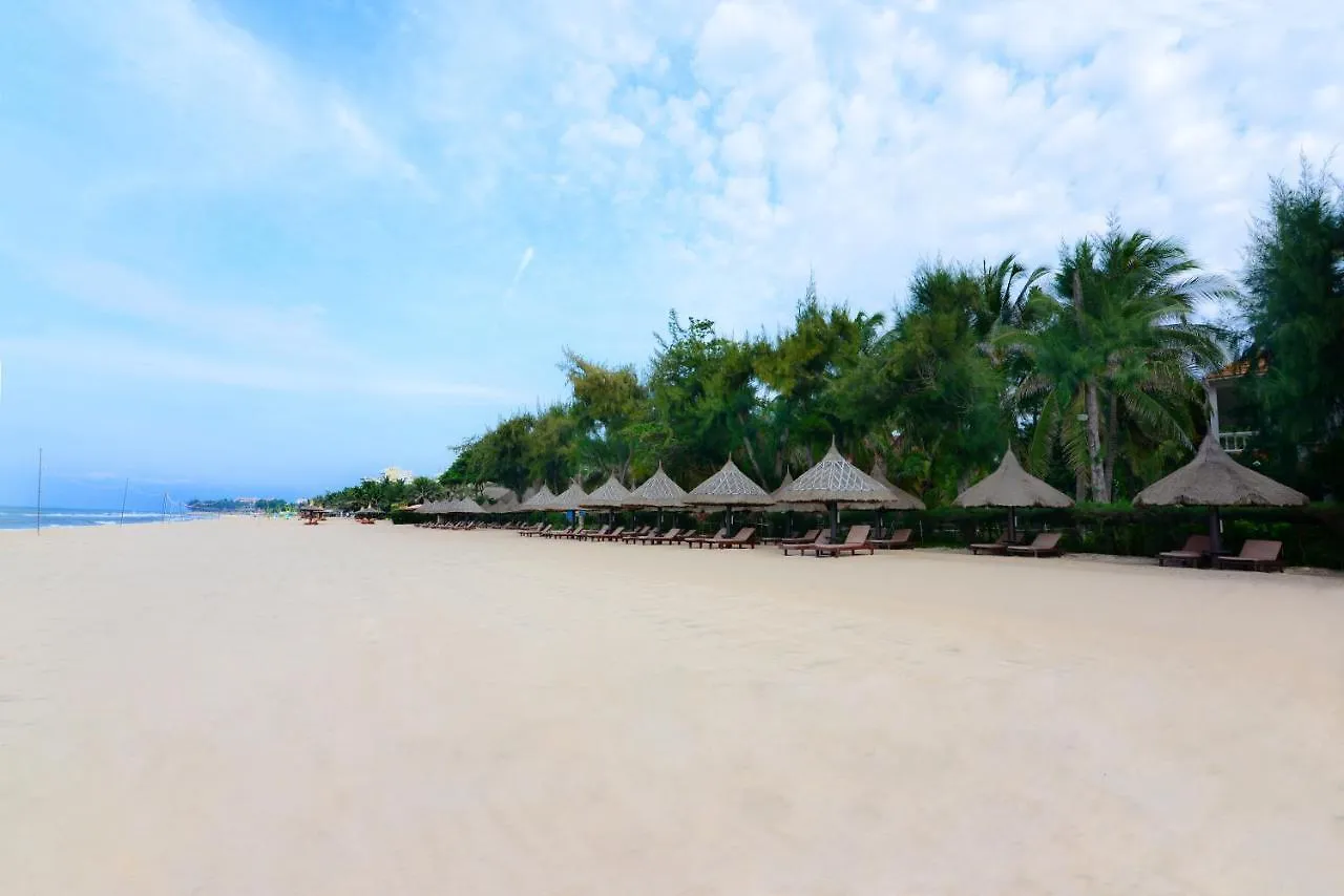 Four Oceans Beach Resort - Bon Bien Mui Ne