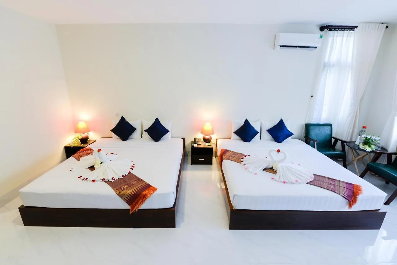 Four Oceans Beach Resort - Bon Bien Mui Ne